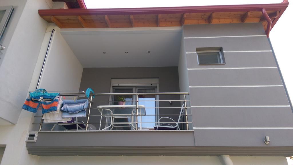 Aimilias Family Apartments Vrasná エクステリア 写真