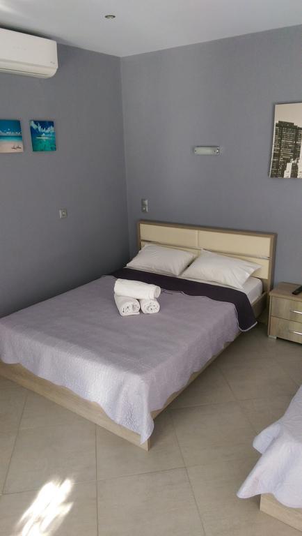 Aimilias Family Apartments Vrasná エクステリア 写真