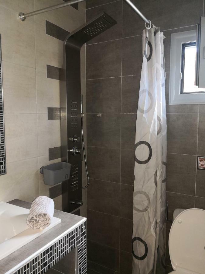 Aimilias Family Apartments Vrasná エクステリア 写真